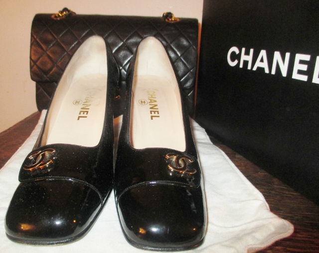 xxM1081M Auth Chanel Vintage pumps